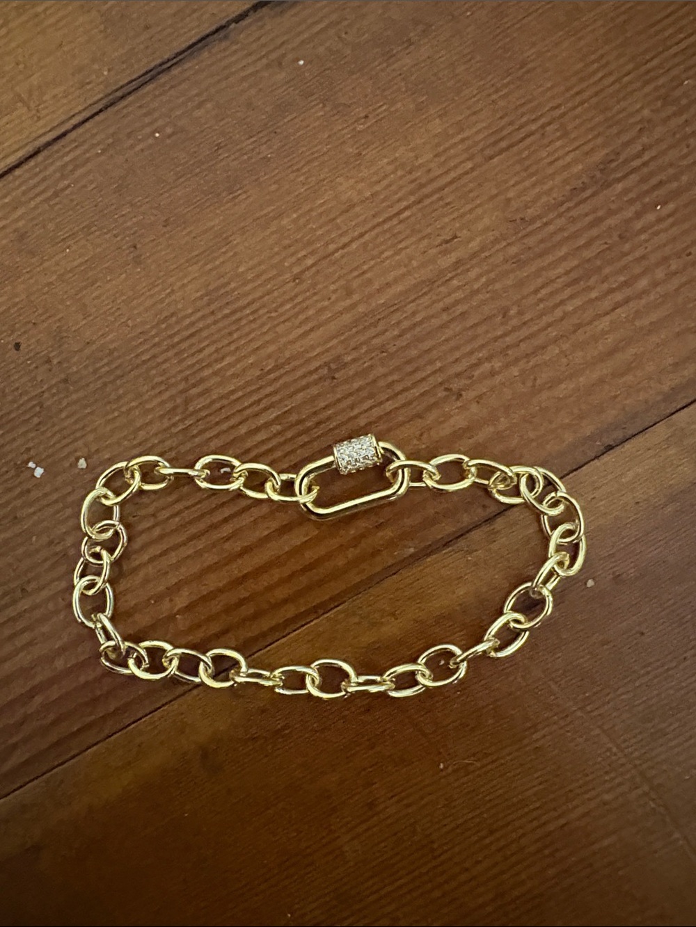 Elegant Hand-Crafted Gold Chain Link Bracelet with Carabiner Clasp